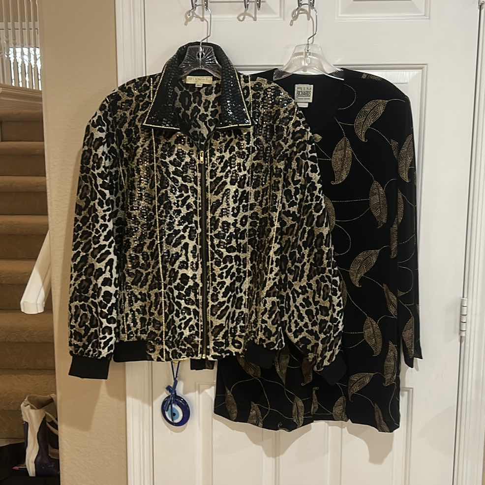 Photo 1 of WOMENSWEAR- 2 JACKETS SIZE SIZE XL & 20W