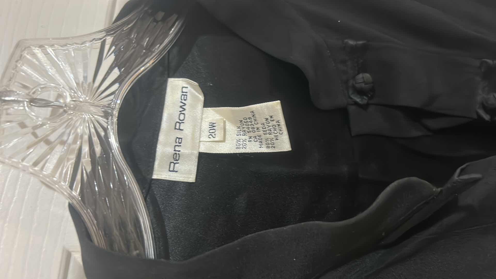 Photo 1 of WOMENSWEAR- 5 BLOUSES MOSTLY JACKETS SIZE 20W