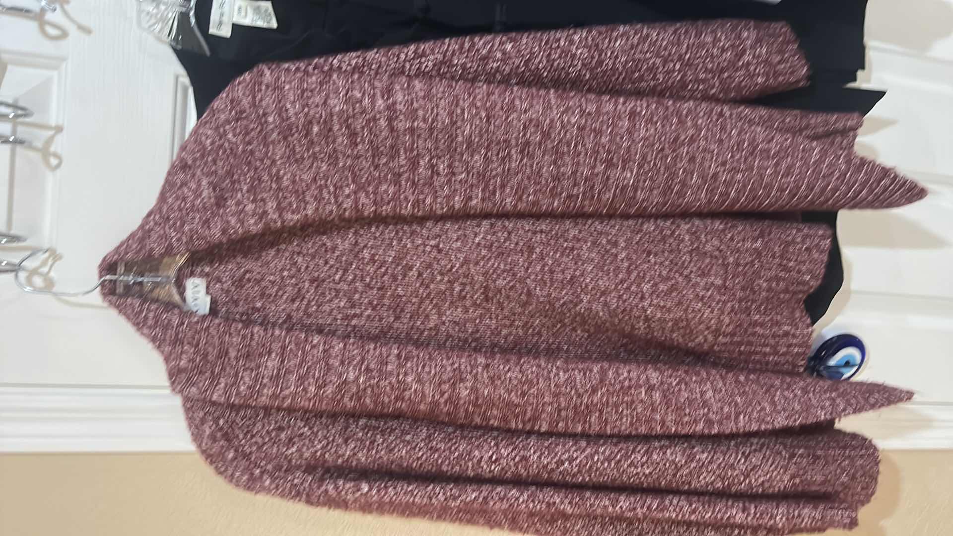 Photo 1 of WOMENSWEAR- 5 BLOUSES MOSTLY JACKETS SIZE 20W