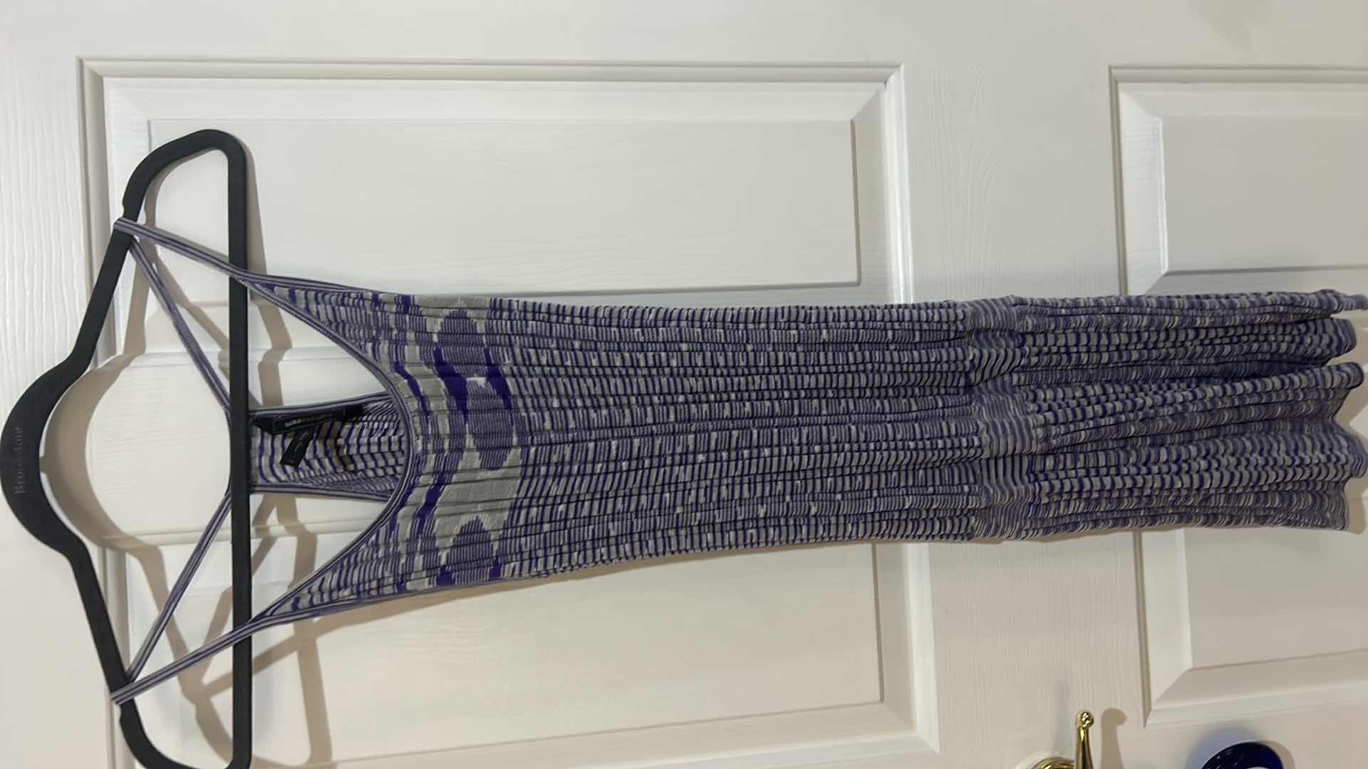 Photo 1 of WOMENSWEAR 5 PC ASSORTMENT MISSES SIZE S M ( 1 TEE SIZE L)