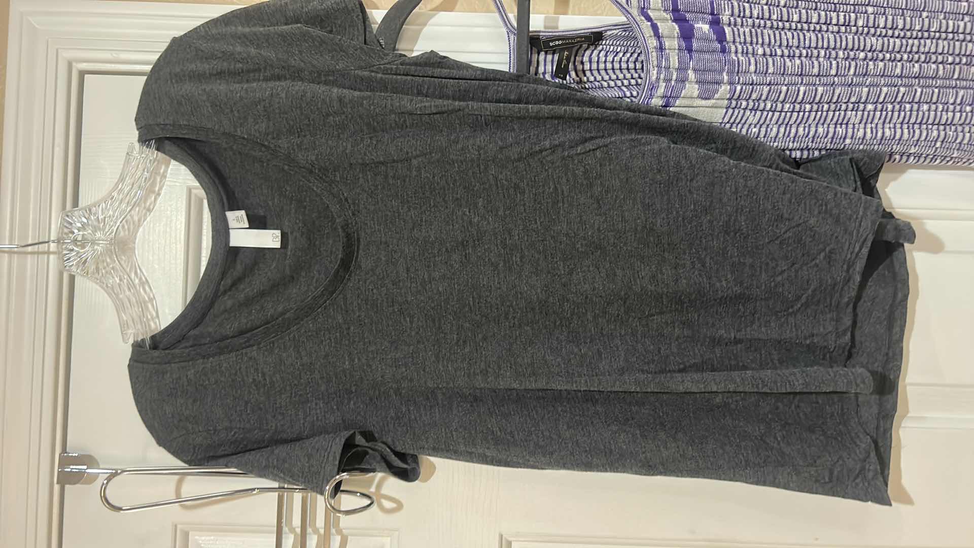 Photo 1 of WOMENSWEAR 5 PC ASSORTMENT MISSES SIZE S M ( 1 TEE SIZE L)