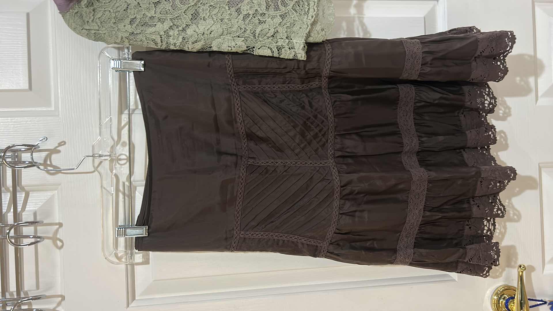 Photo 1 of WOMENSWEAR - 5 MISSES SIZE SHORT SKIRTS