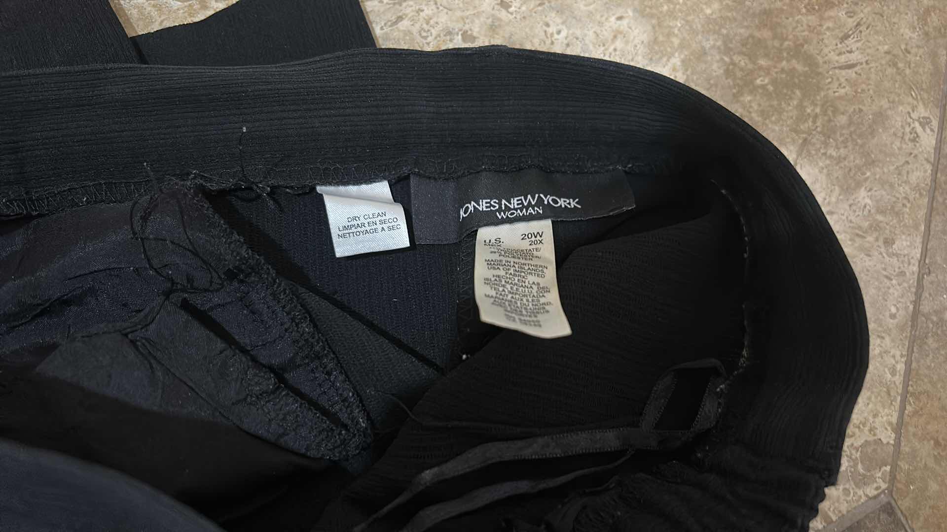 Photo 1 of WOMENSWEAR- 10 PAIRS DRESS SLACKS SIZE 20W