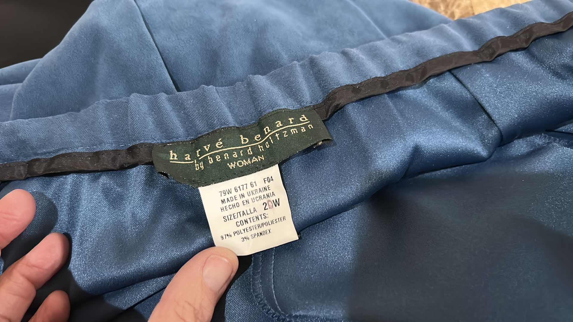 Photo 1 of WOMENSWEAR- 10 PAIRS DRESS SLACKS SIZE 20W