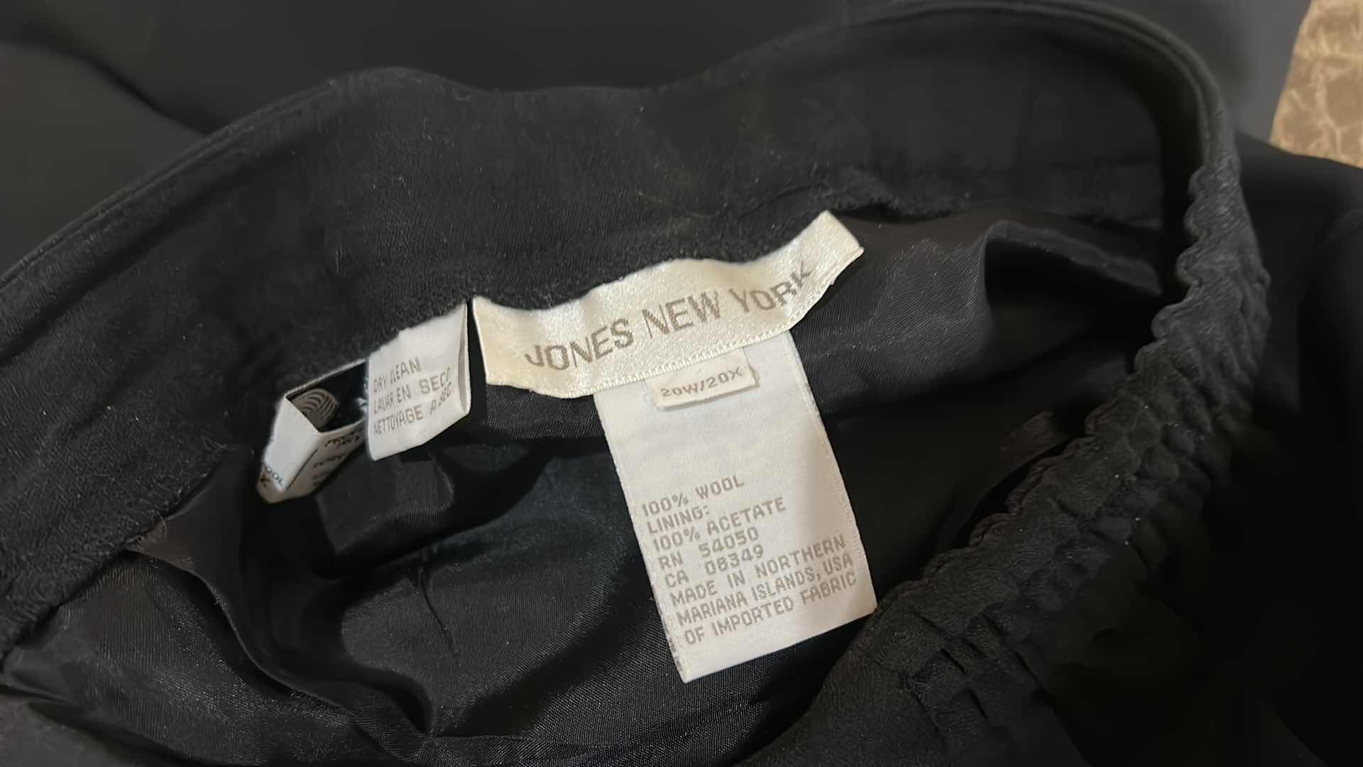 Photo 1 of WOMENSWEAR- 10 PAIRS DRESS SLACKS SIZE 20W