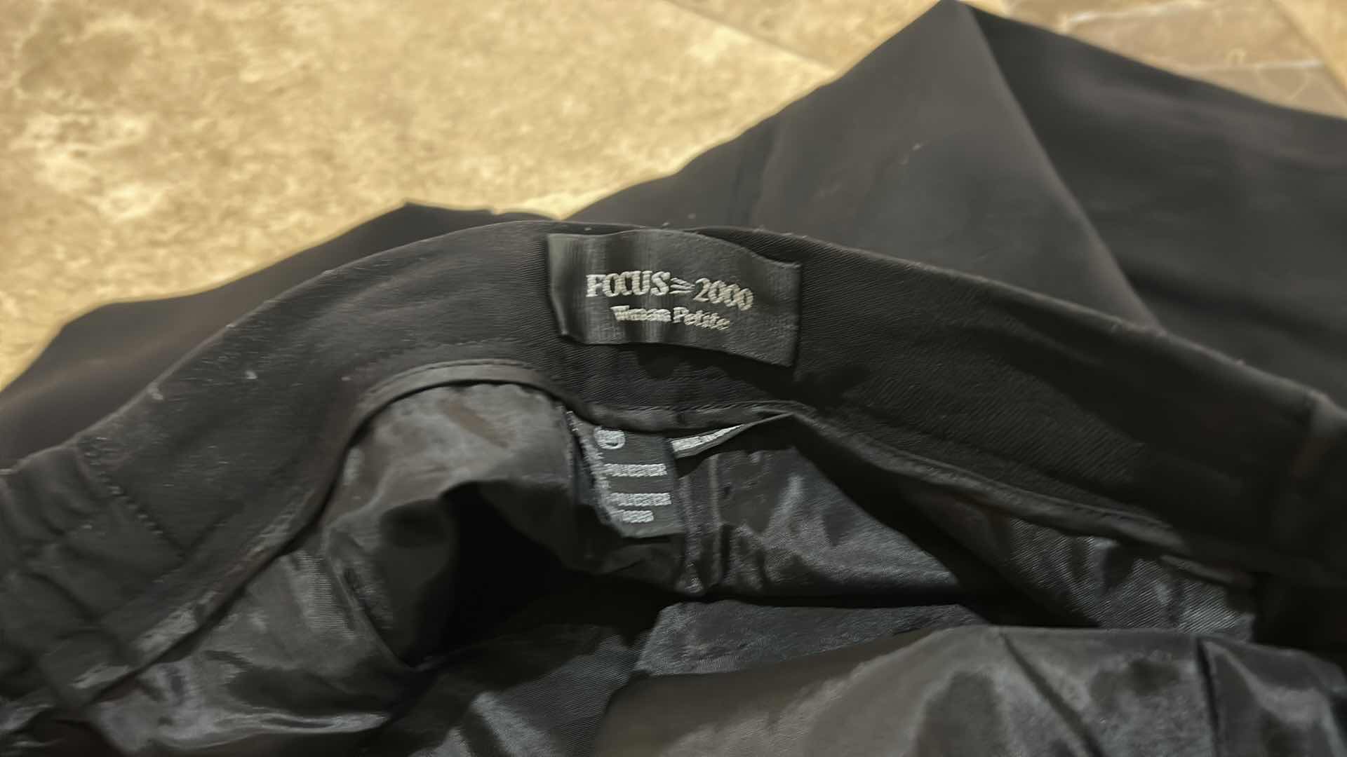 Photo 1 of WOMENSWEAR 7 PAIRS DRESS SLACKS 4 SIZE 22W & 3 SIZE 20W