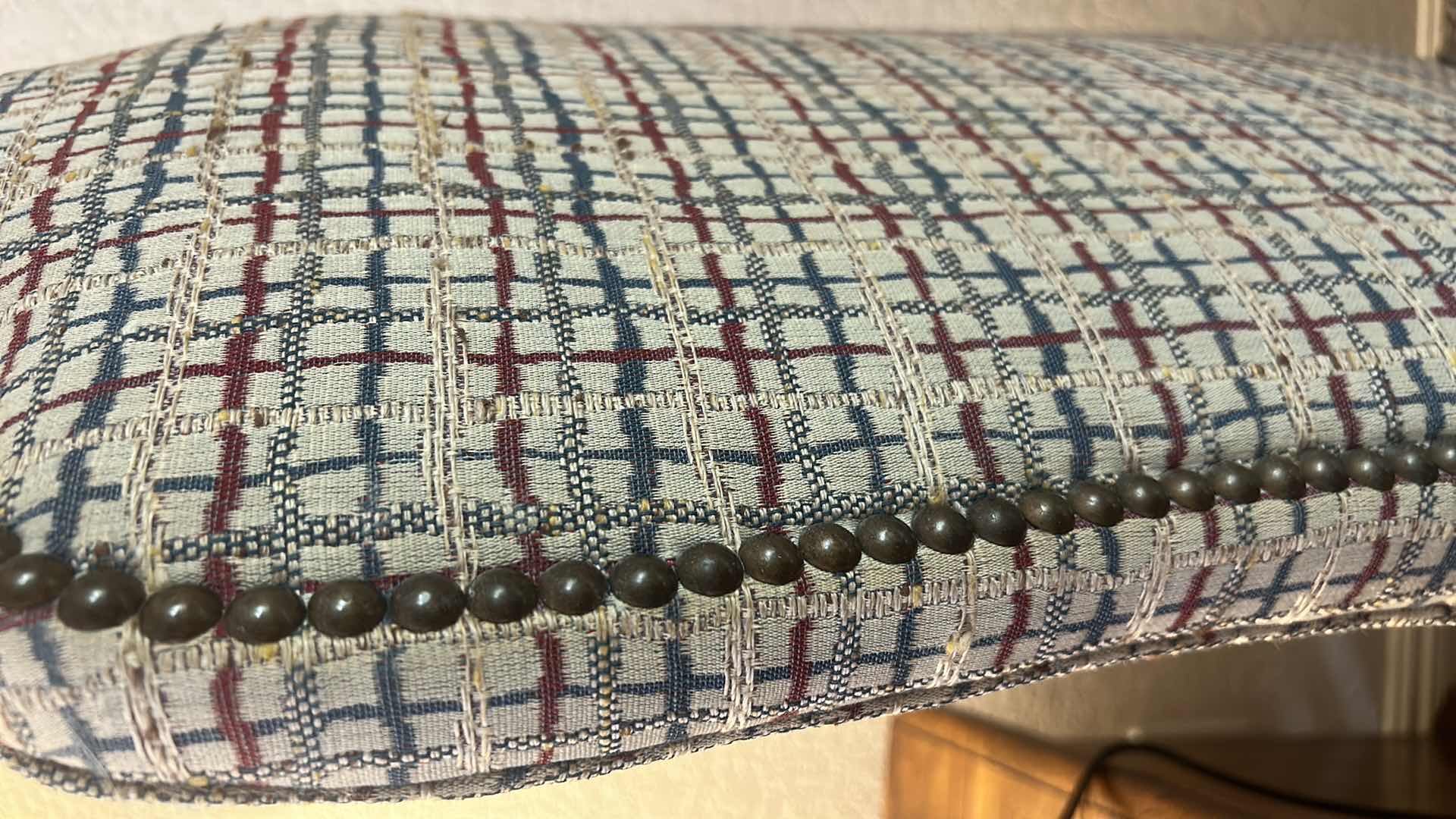 Photo 1 of VINTAGE ACCENT CHAIR WITH TALL BACK H4’