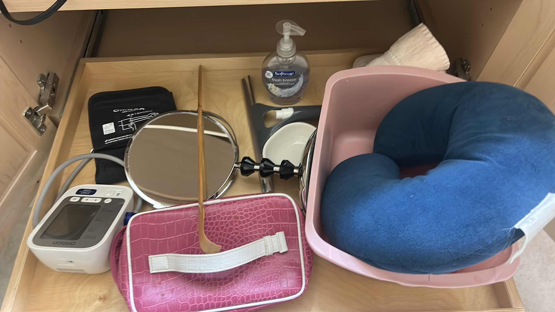 Photo 3 of CONTENTS OF CABINET- BATHROOM