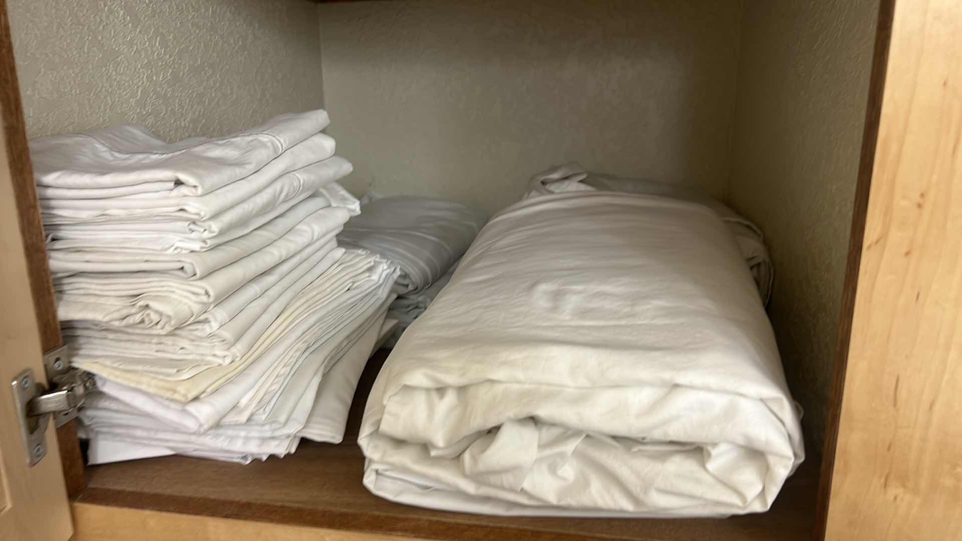Photo 1 of CONTENTS OF LINEN CLOSET