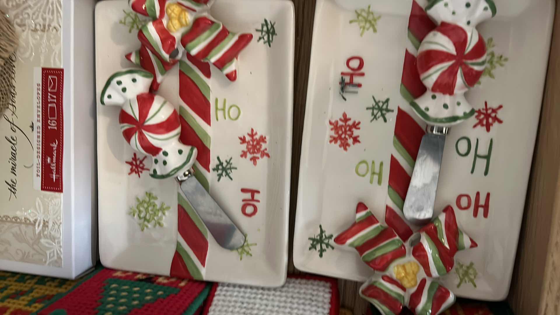 Photo 1 of 1 DRAWER FULL OF CHRISTMAS ITEMS