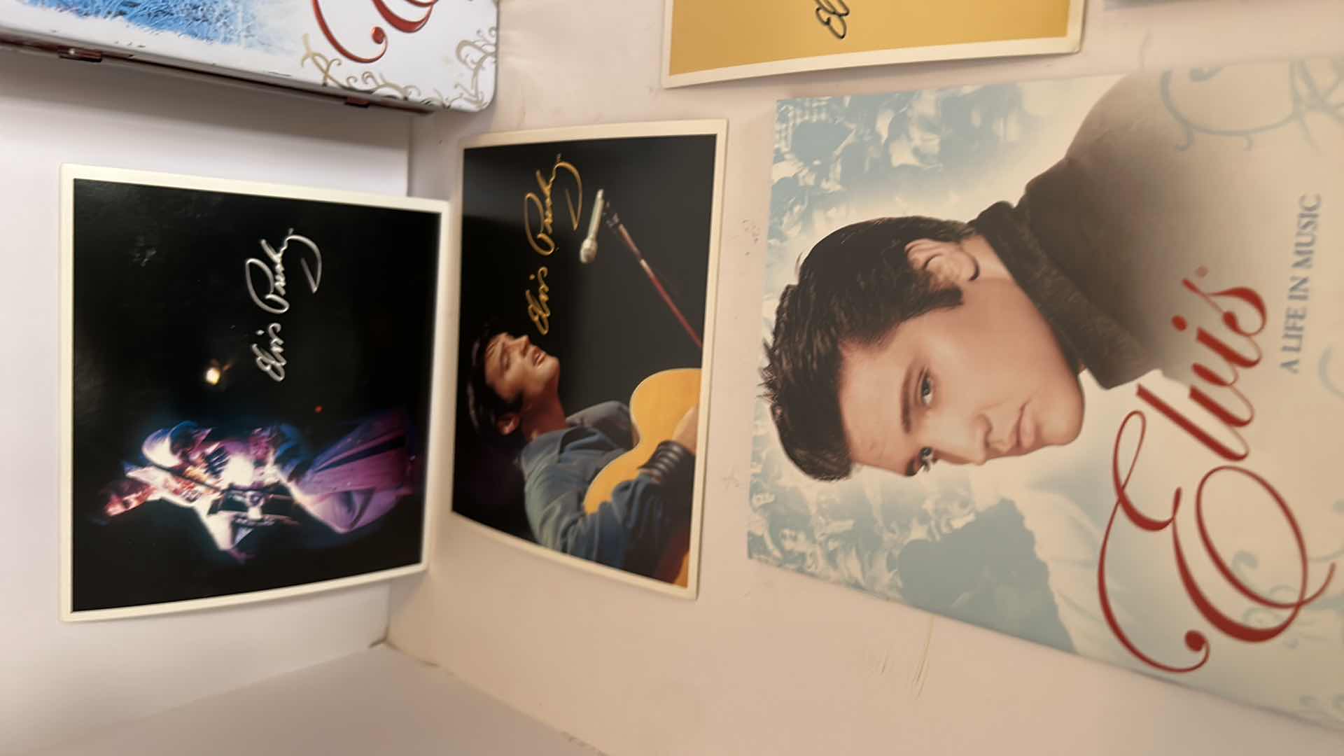 Photo 1 of ELVIS HOME FOR THE HOLIDAYS COLLECTIBLE