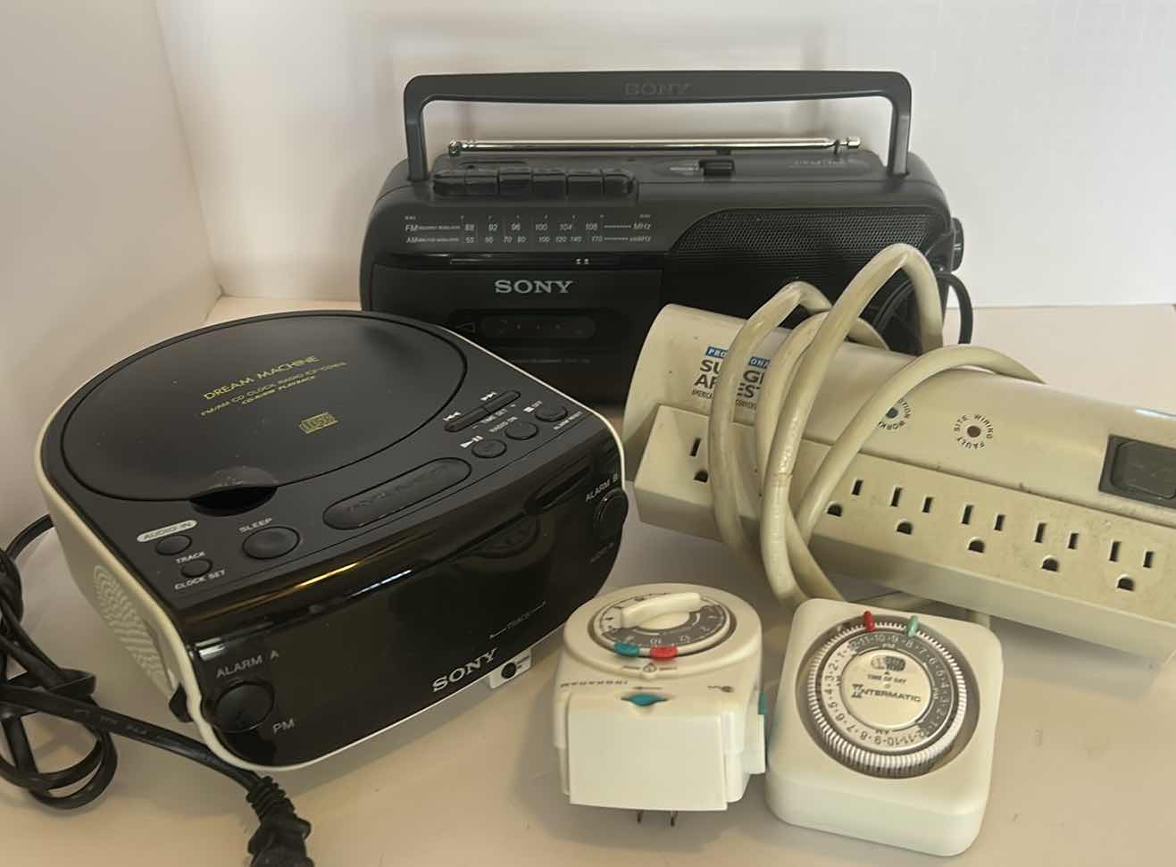 Photo 1 of HOME ELECTRONICS ASSORTMENT