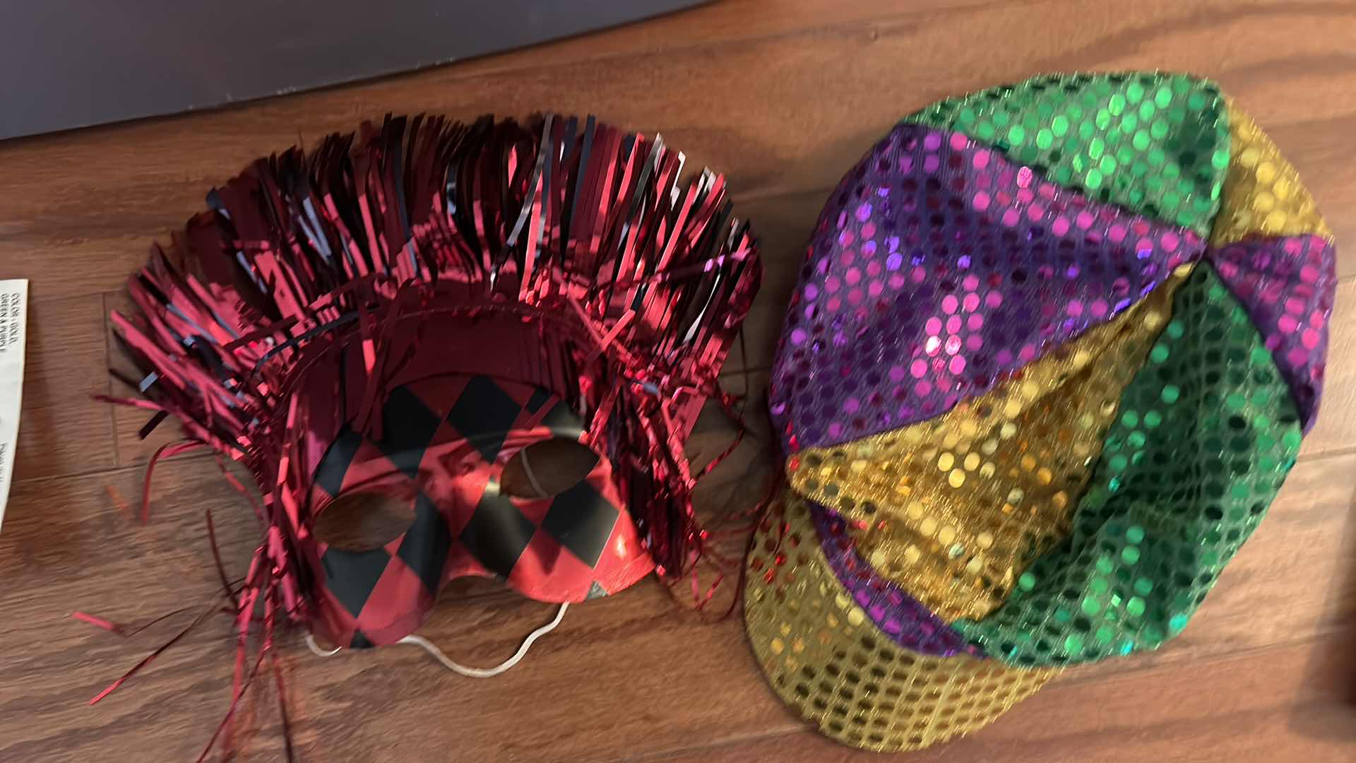 Photo 1 of TOTE FULL OF MARDI GRAS