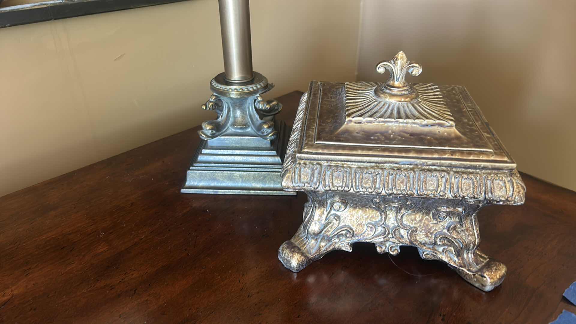 Photo 1 of METAL TABLE LAMP AND ORNATE BOX DECOR H29”