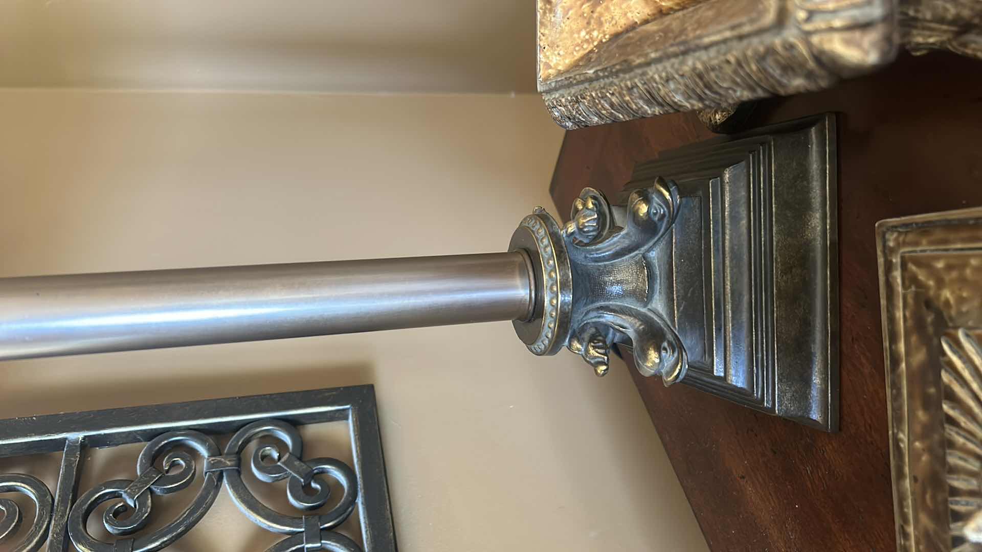 Photo 1 of METAL TABLE LAMP AND ORNATE BOX DECOR H29”