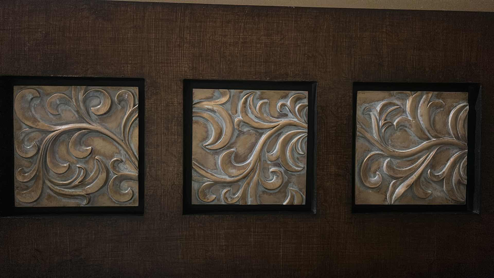 Photo 1 of WALL DECOR 19” x 42