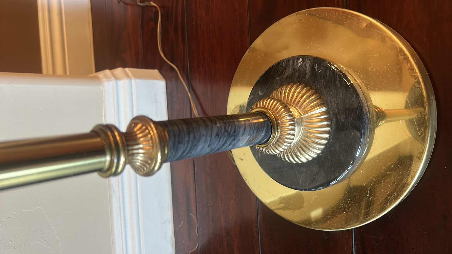 Photo 4 of FLOOR LAMP H 57 inches