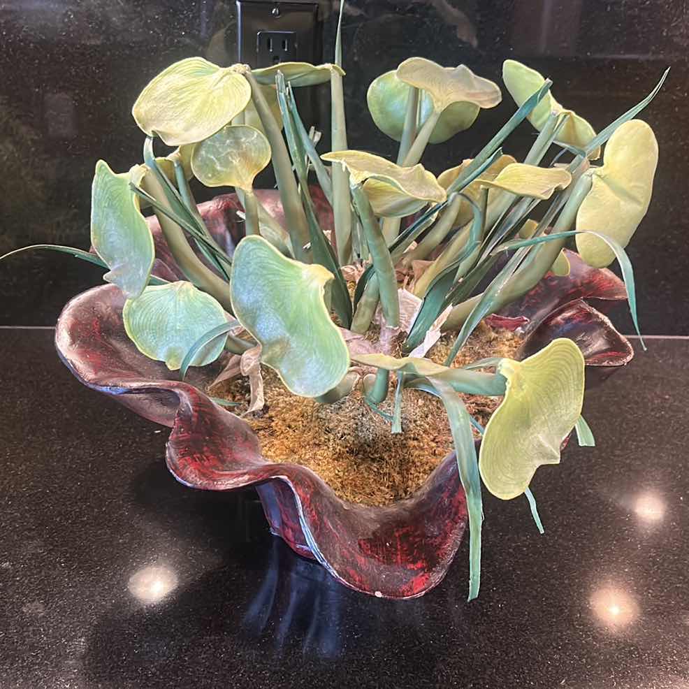 Photo 1 of 3 REALISTIC FAUX PLANTS (SCALLOPED ONE 19” x 13”