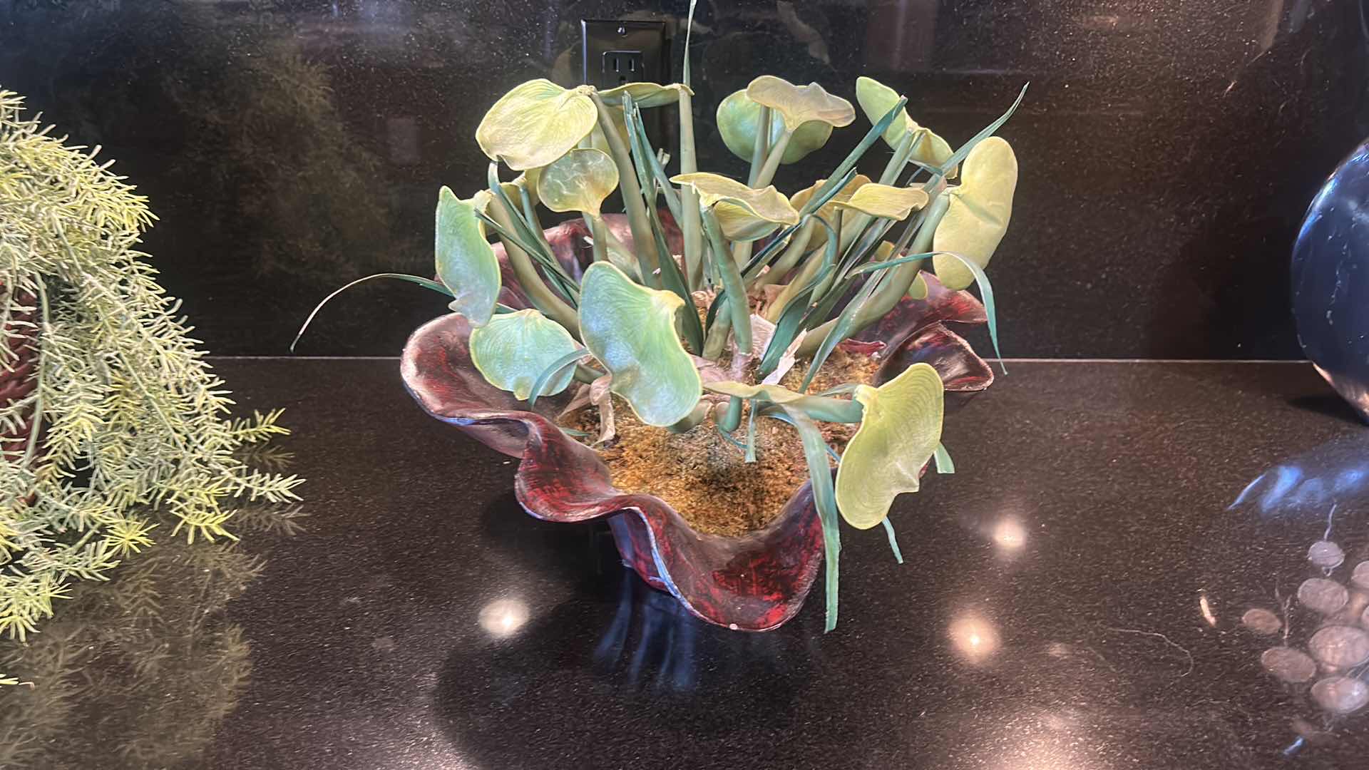 Photo 1 of 3 REALISTIC FAUX PLANTS (SCALLOPED ONE 19” x 13”