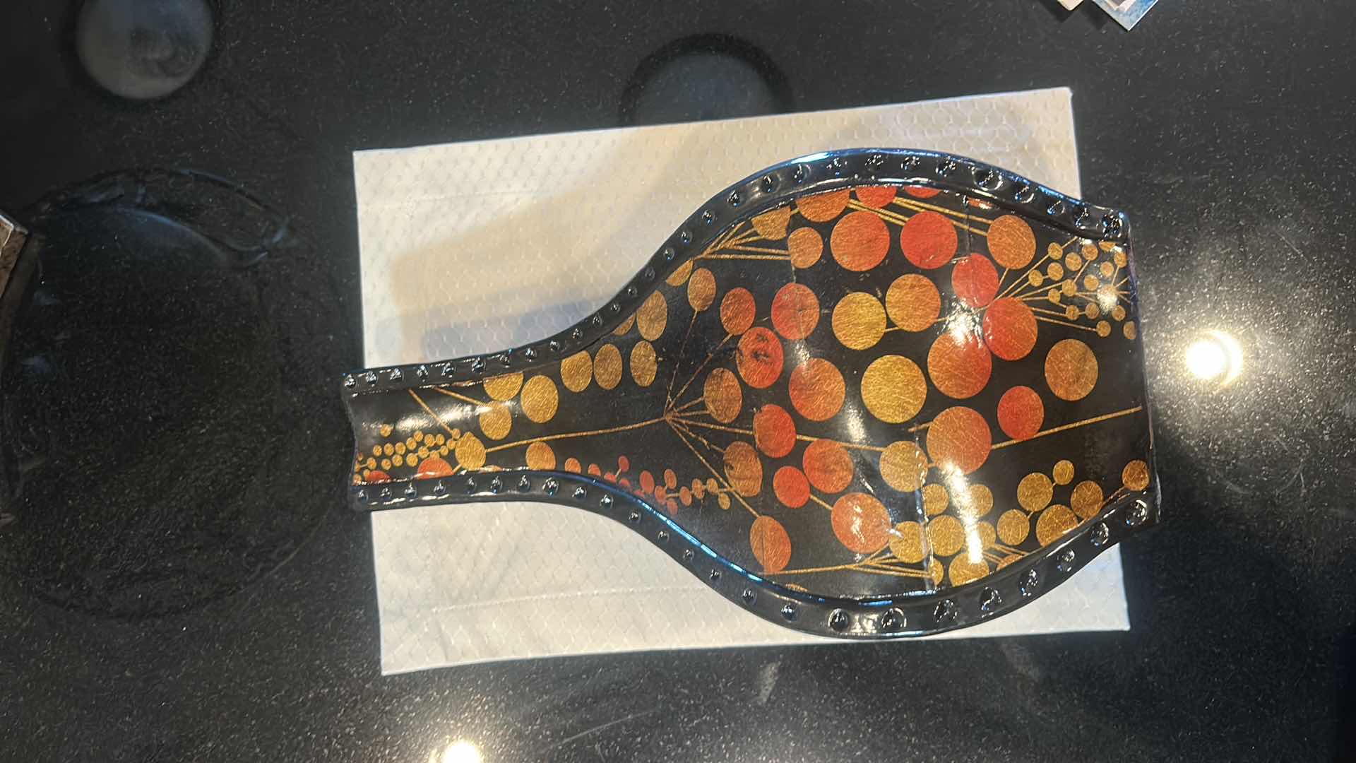 Photo 1 of HOME DECOR - 2 VASES H17”