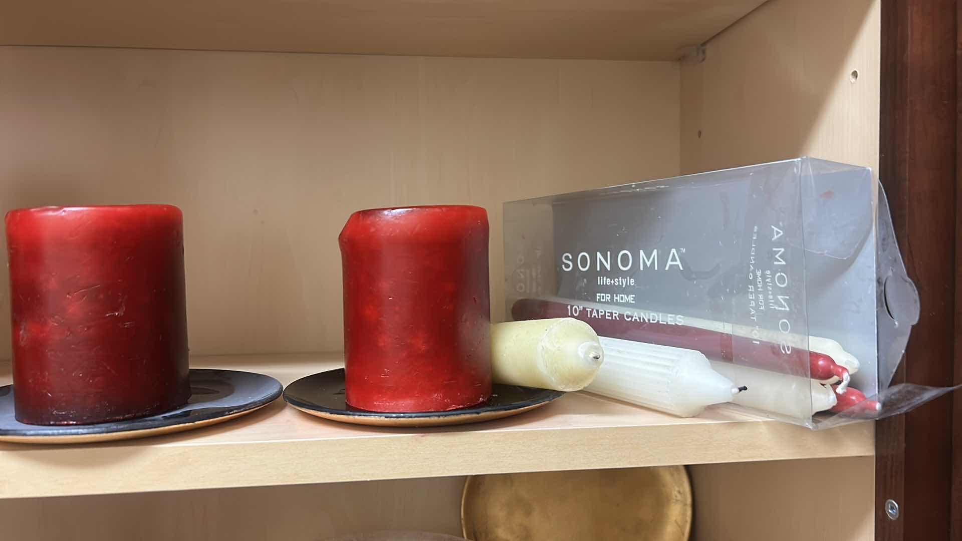 Photo 1 of CHRISTMAS DECOR