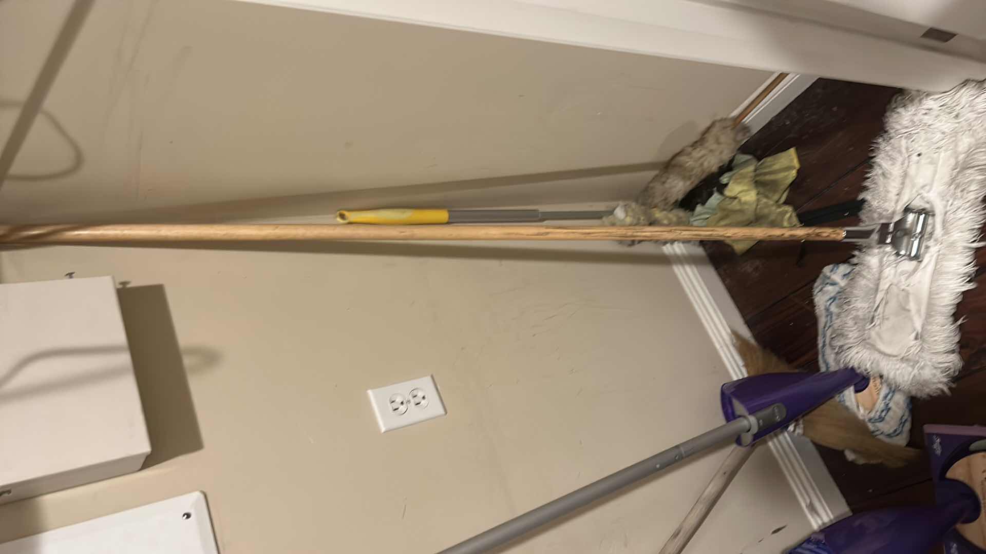 Photo 1 of CONTENTS OF UTILITY CLOSET