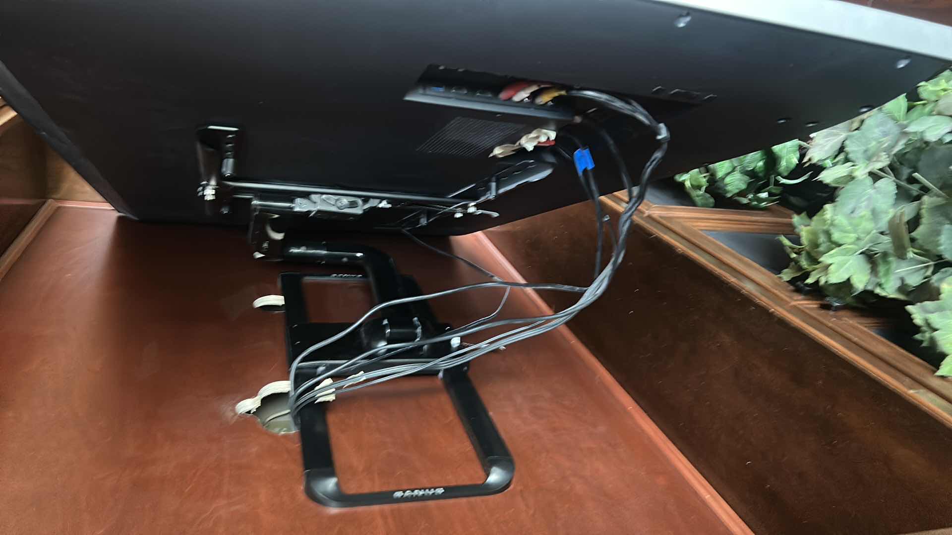 Photo 3 of VIZIO TV 69”