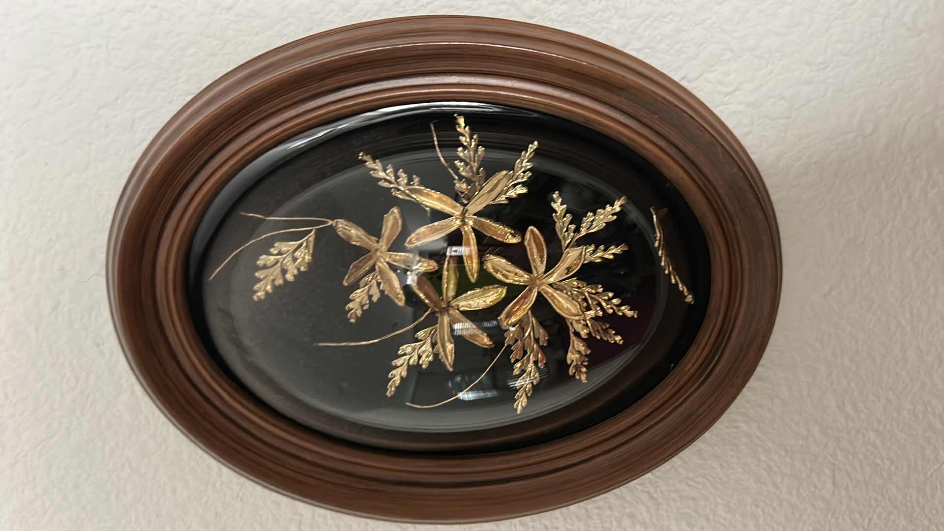 Photo 1 of 24K GOLD ENCASED LEAVES AND FLOWERS 6 1/2” x 8 1/2”