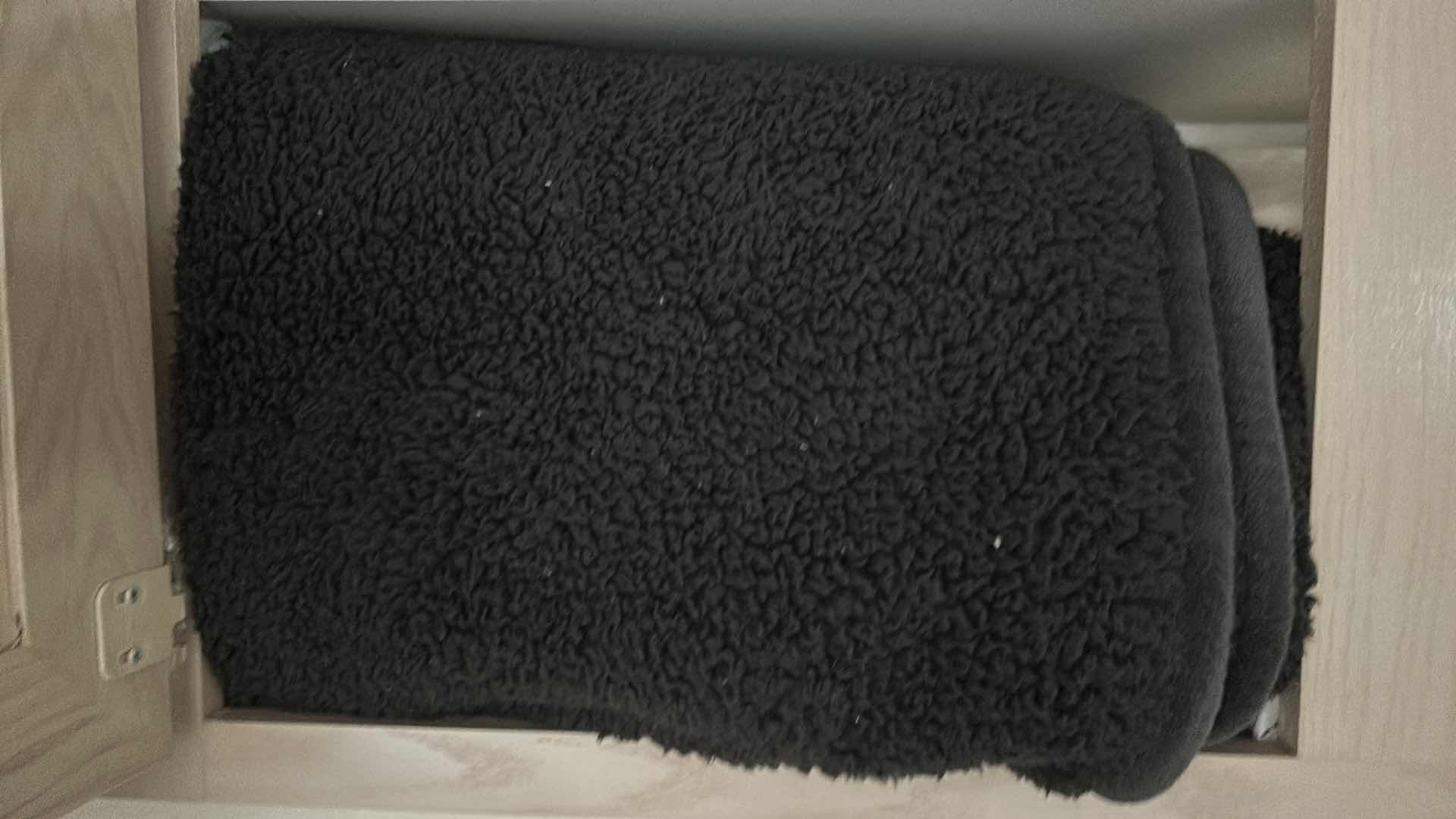 Photo 1 of CONTENTS OF LINEN CLOSET