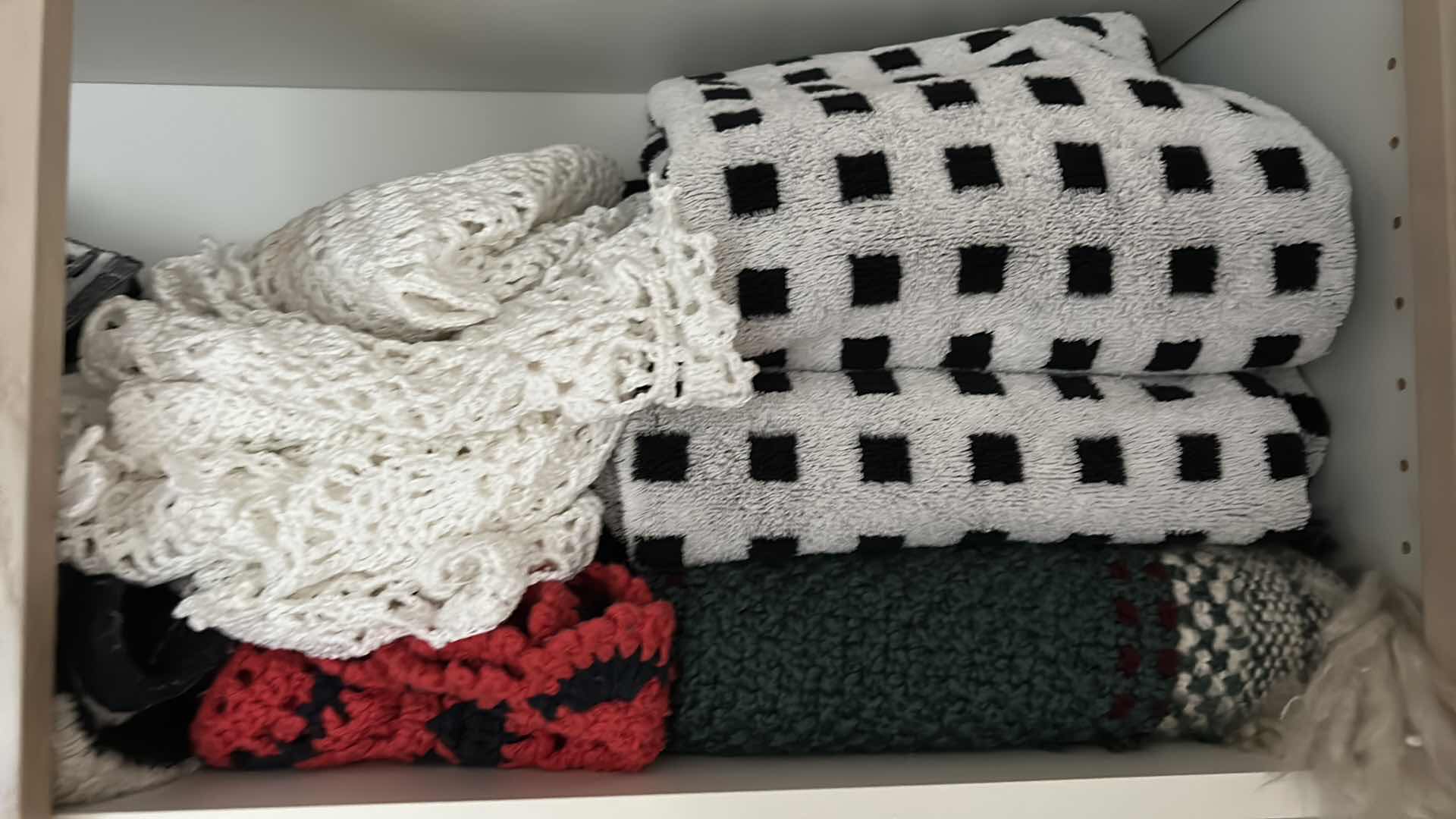 Photo 1 of CONTENTS OF LINEN CLOSET