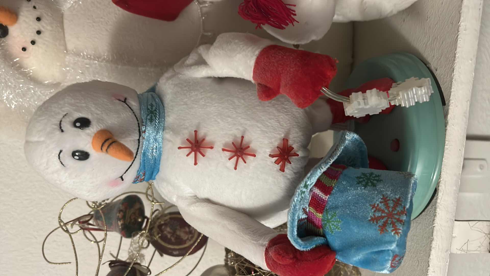 Photo 1 of CHRISTMAS DECOR