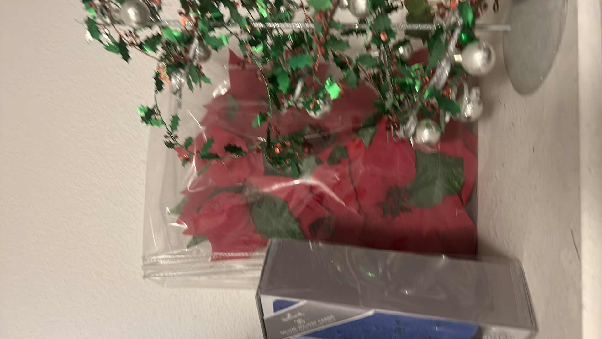 Photo 1 of CHRISTMAS DECOR