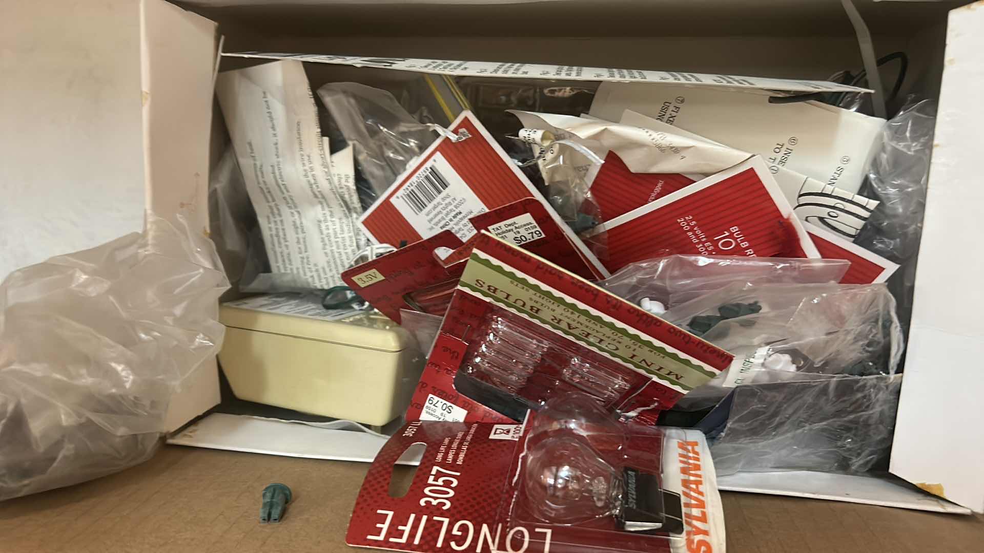 Photo 1 of CHRISTMAS DECOR