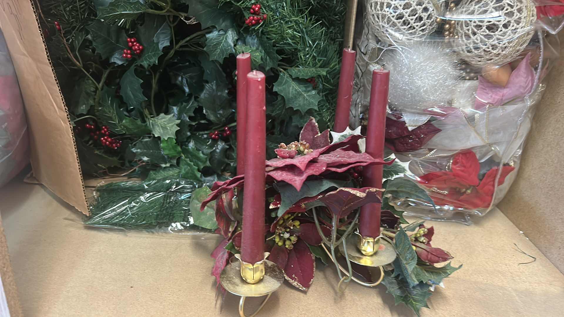 Photo 1 of CHRISTMAS DECOR