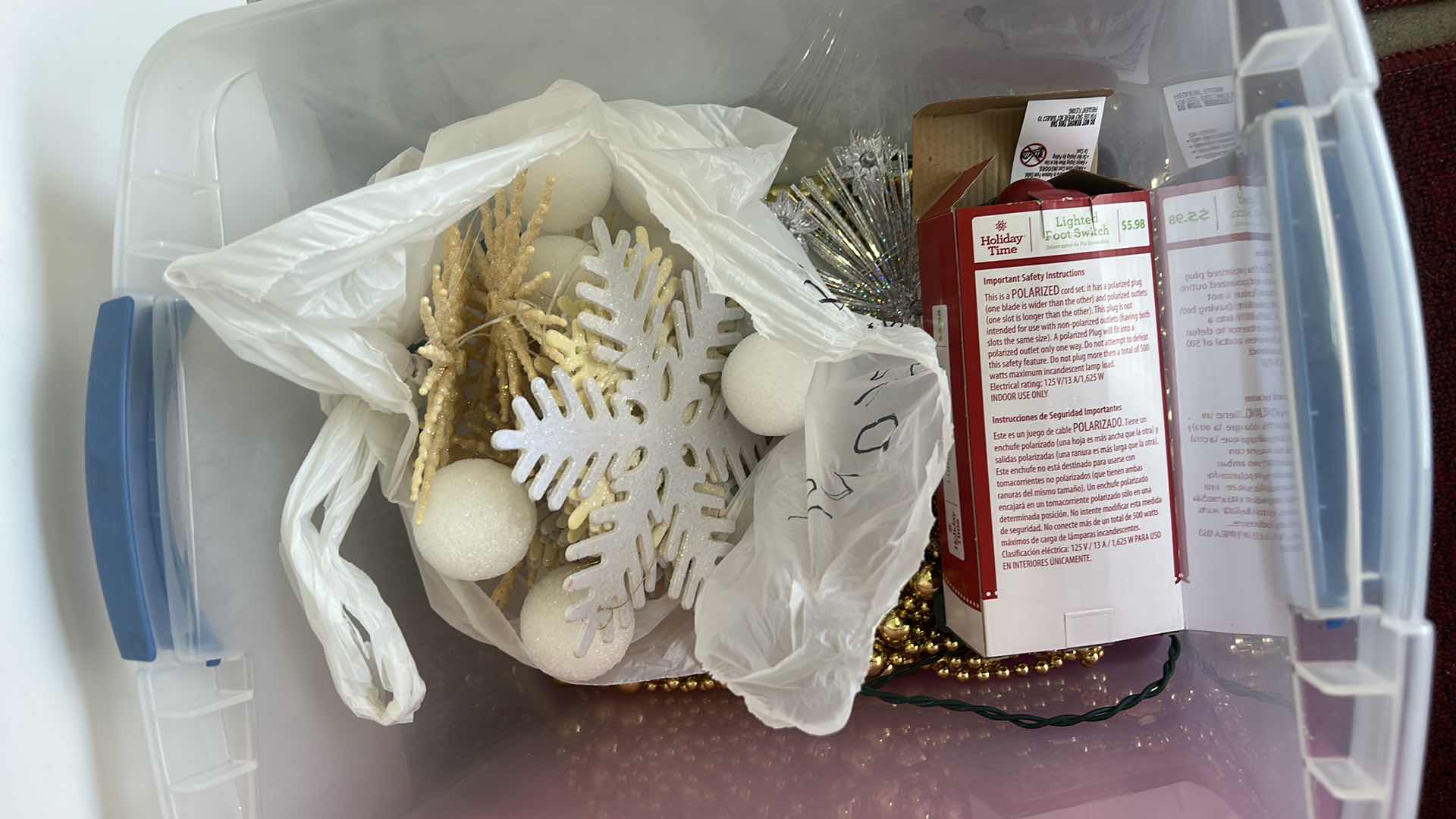 Photo 1 of CHRISTMAS DECOR