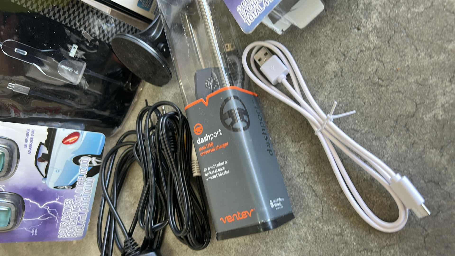 Photo 1 of CAR ACCESSORIES