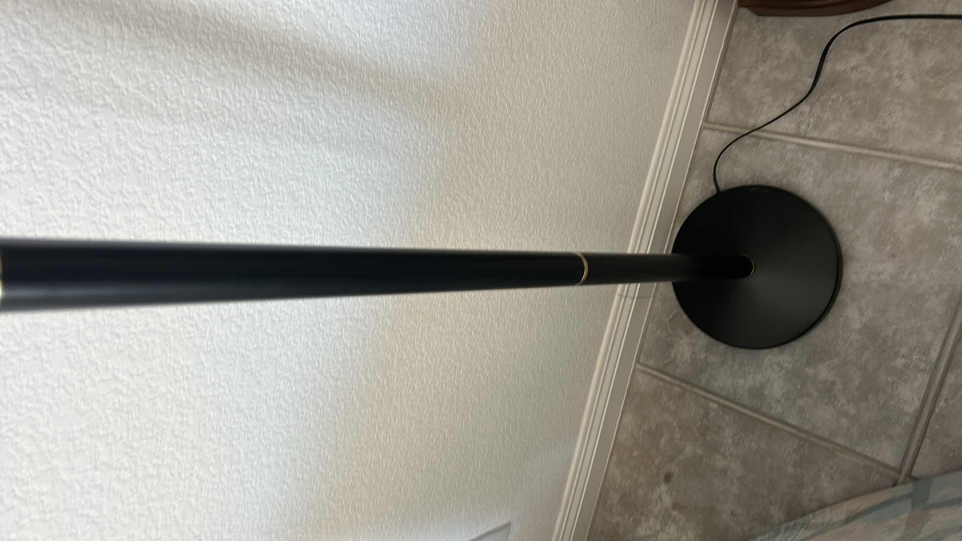 Photo 1 of 6’ BLACK & GOLD FLOOR LAMP