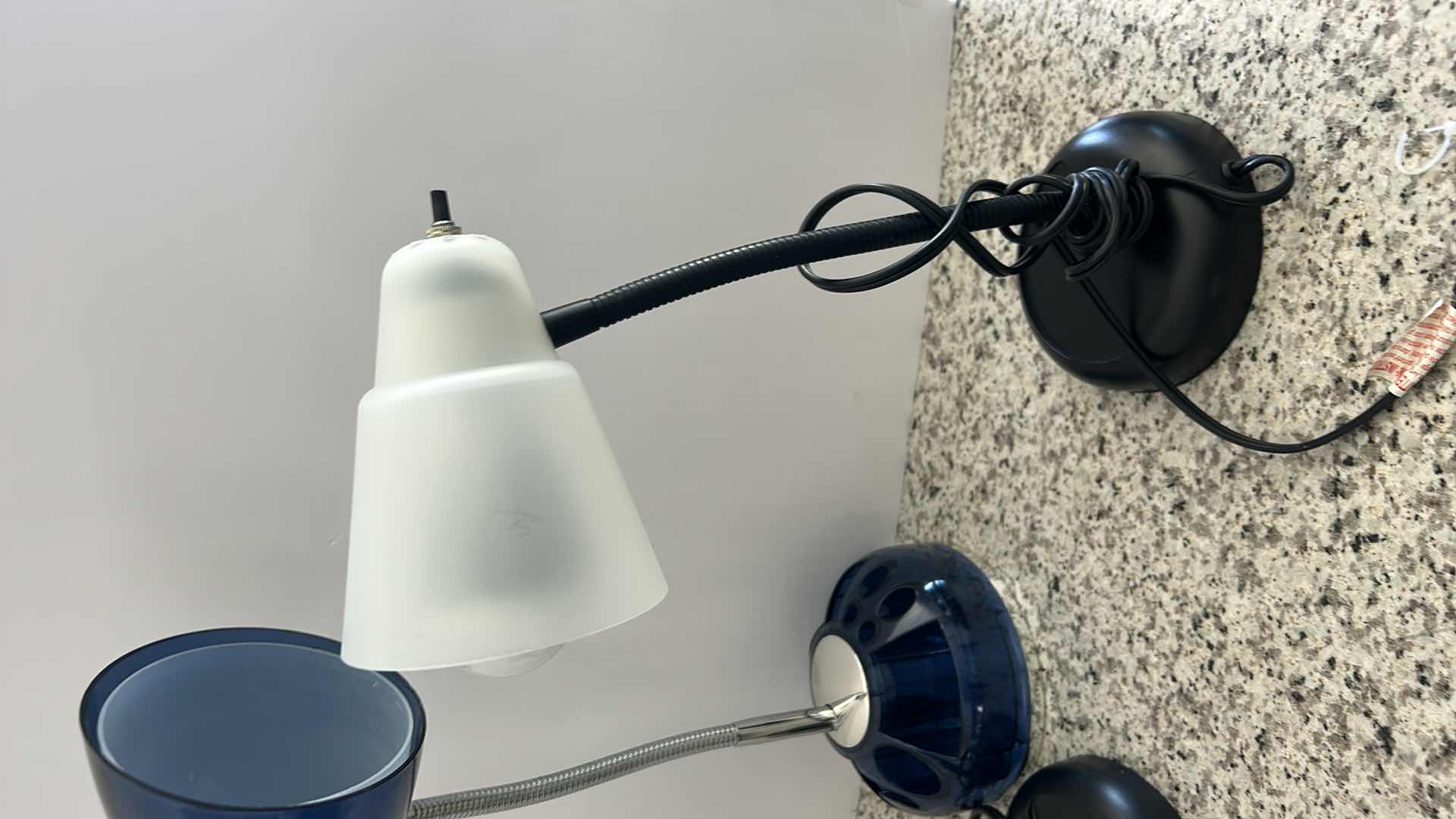 Photo 1 of 3 DESK LAMPS