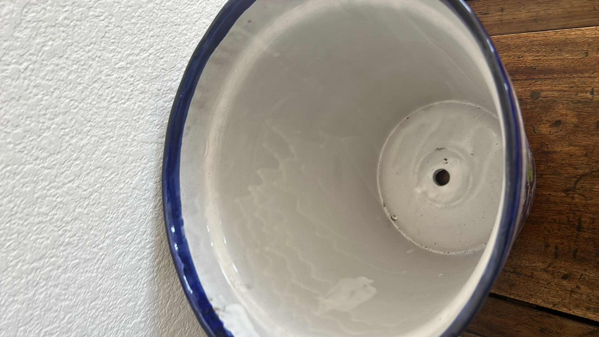 Photo 1 of CERAMIC POT (12 1/2“ x 12“) WITH FLORAL