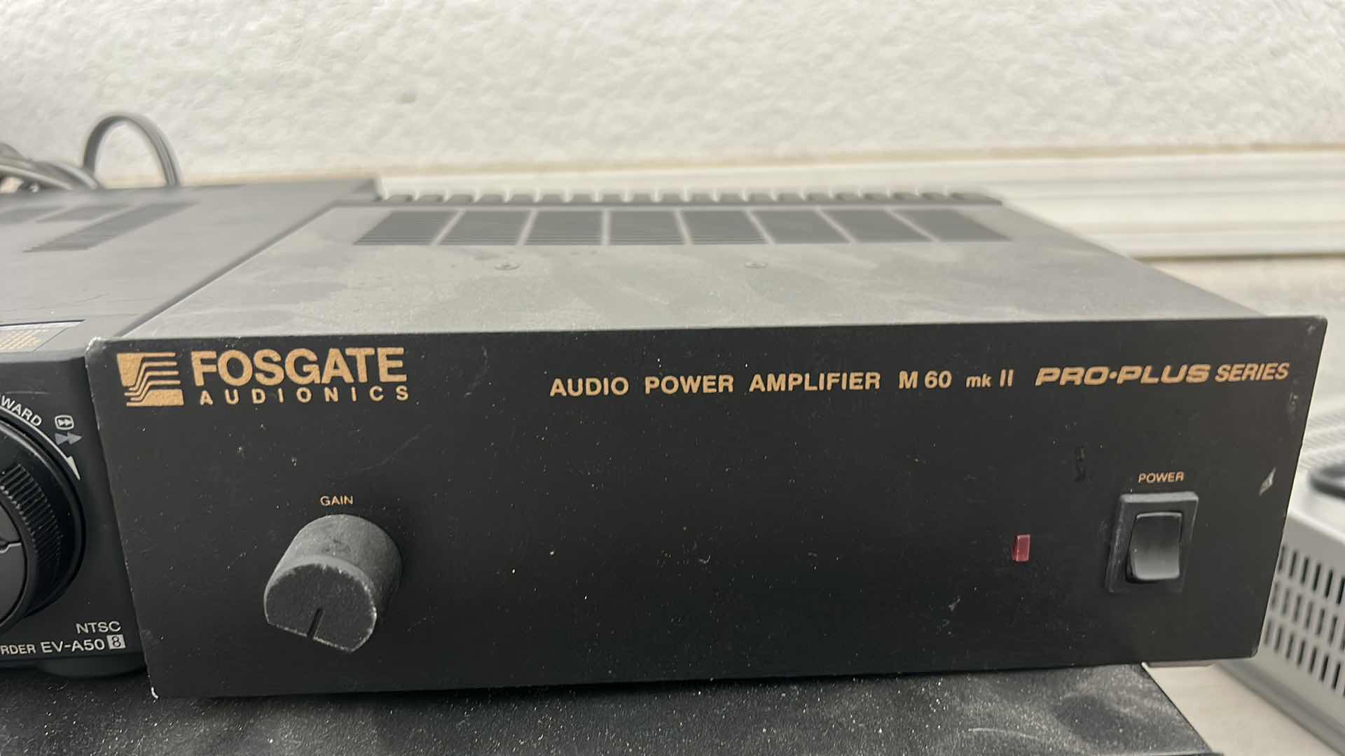 Photo 1 of 3 ELECTRONICS / SONY, FOSGATE AND PIONEER