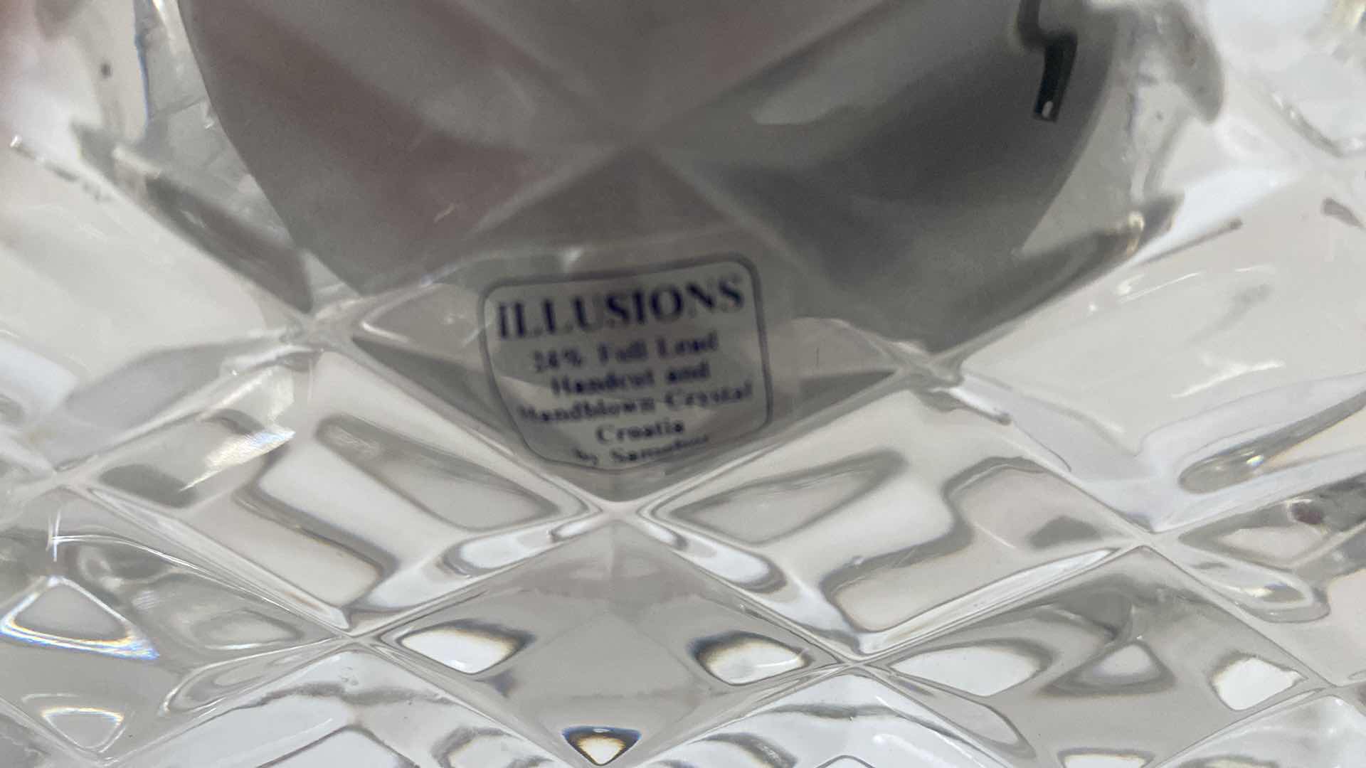 Photo 1 of ILLUSIONS HAND CUT & HANDBLOWN CRYSTAL CLOCK FROM CROATIA BY SAMOBOR 7 1/4” x 5”