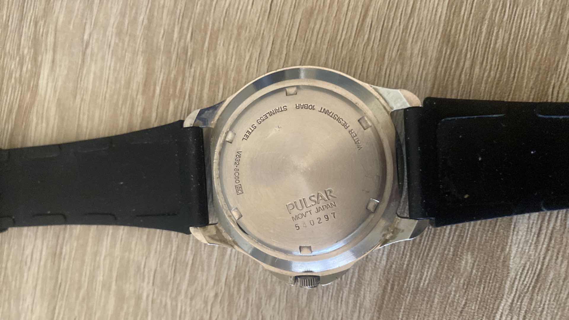 Photo 1 of MENS PULSAR 100 METER WATER RESISTENT WATCH