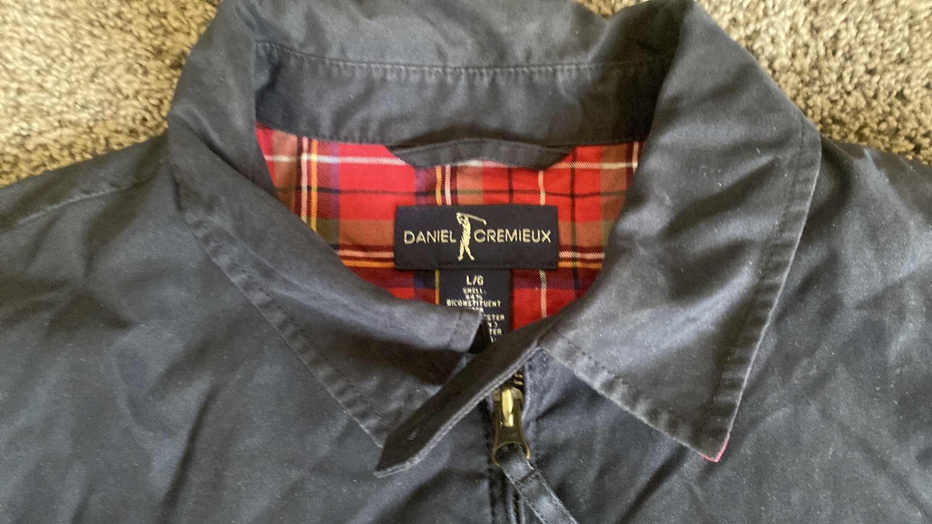 Photo 1 of MENS SIZE LARGE DANIEL CREMIEUX LIGHT WEIGHT JACKET