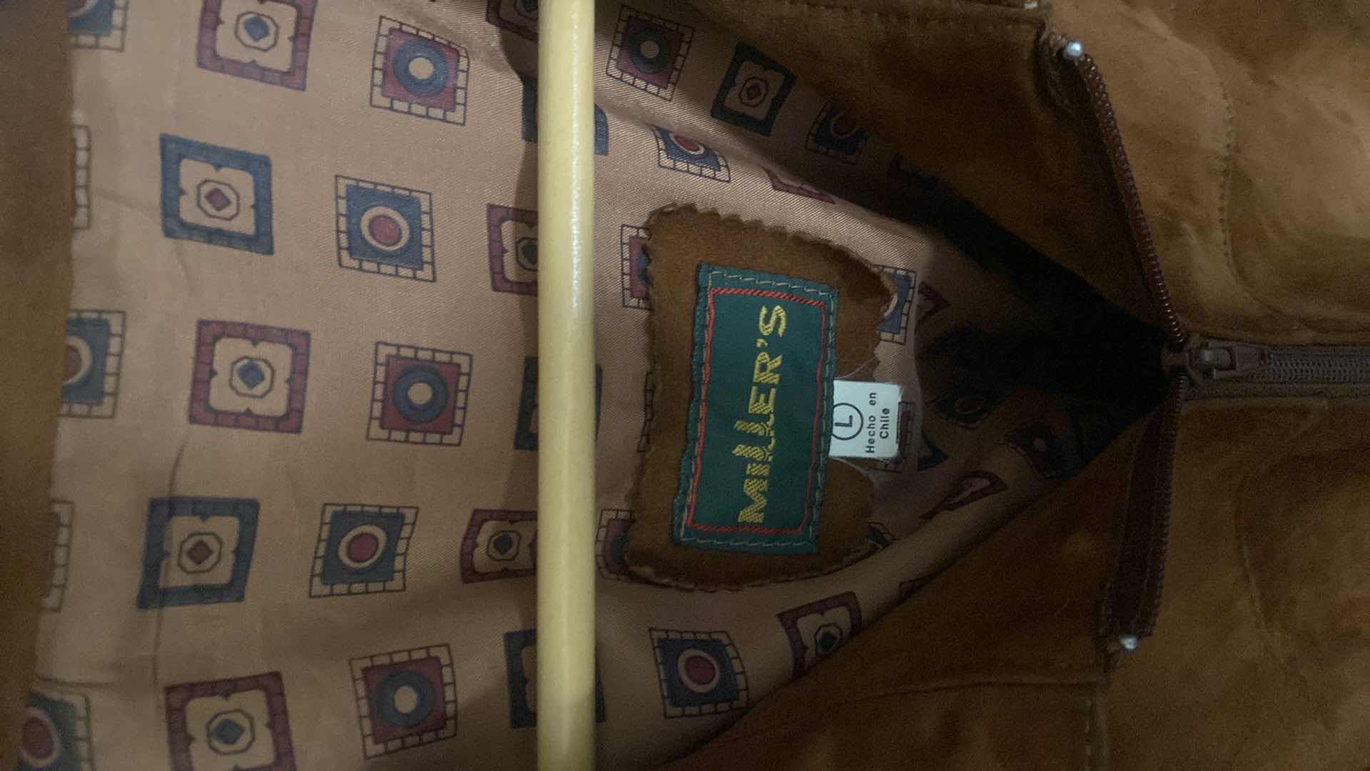 Photo 1 of MENS SIZE L MILLERS SUEDE JACKET FROM CHILE