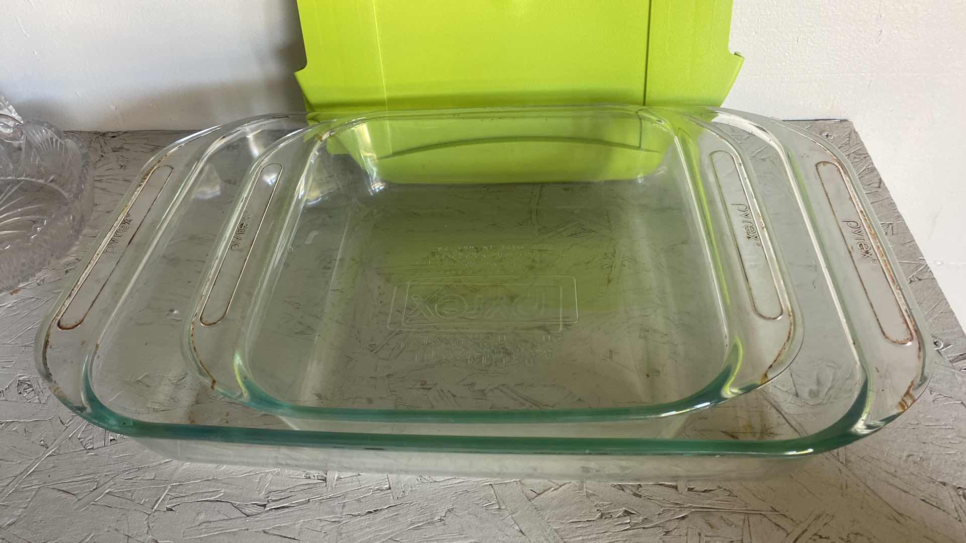 Photo 1 of SHELF IN GARAGE - 3 PYREX - 1 LID