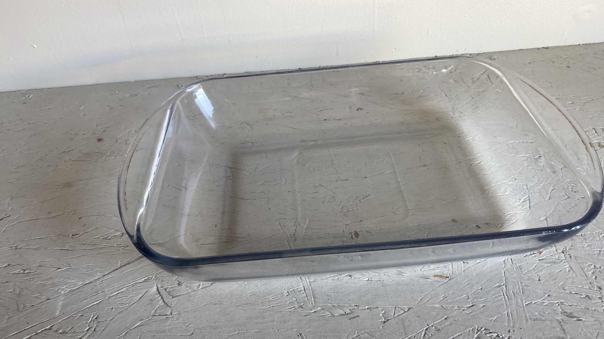 Photo 1 of SHELF IN GARAGE - 3 PYREX - 1 LID