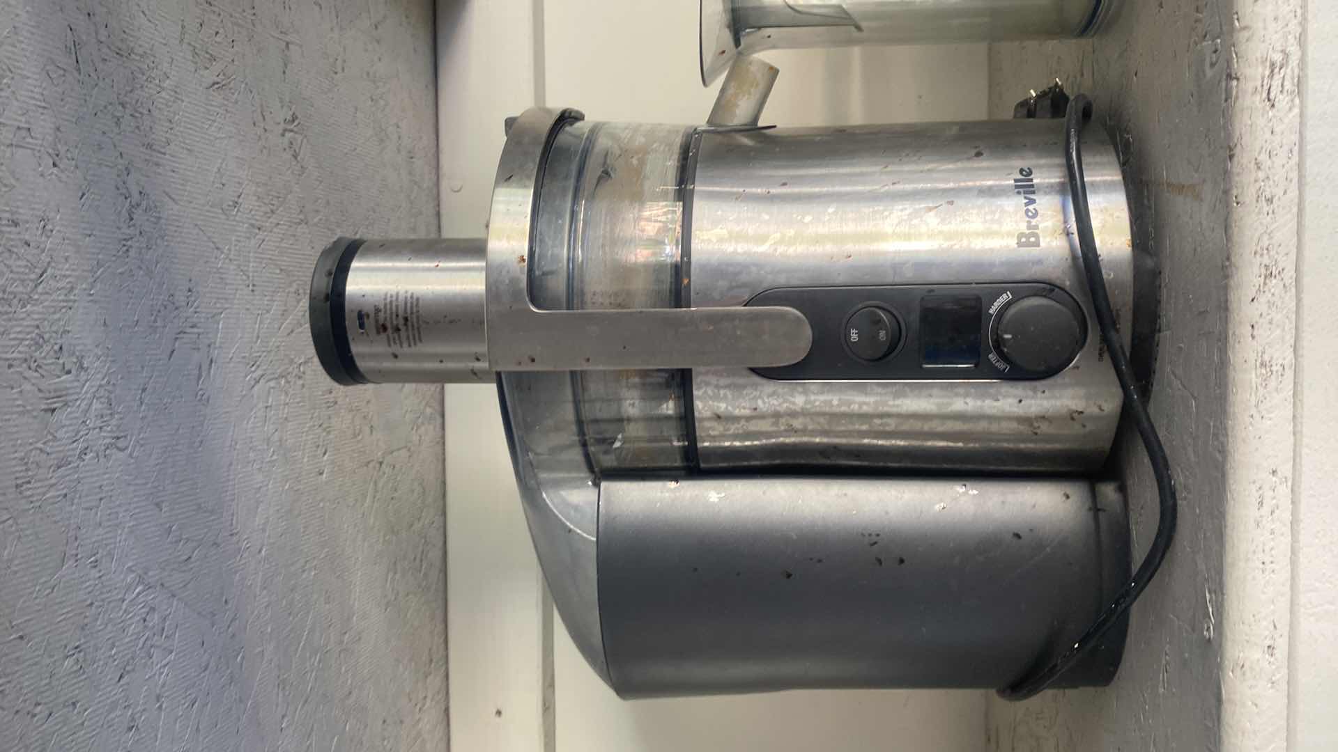 Photo 1 of SHELF IN GARAGE - BREVILLE JUICER - REQUIRES CLEANING