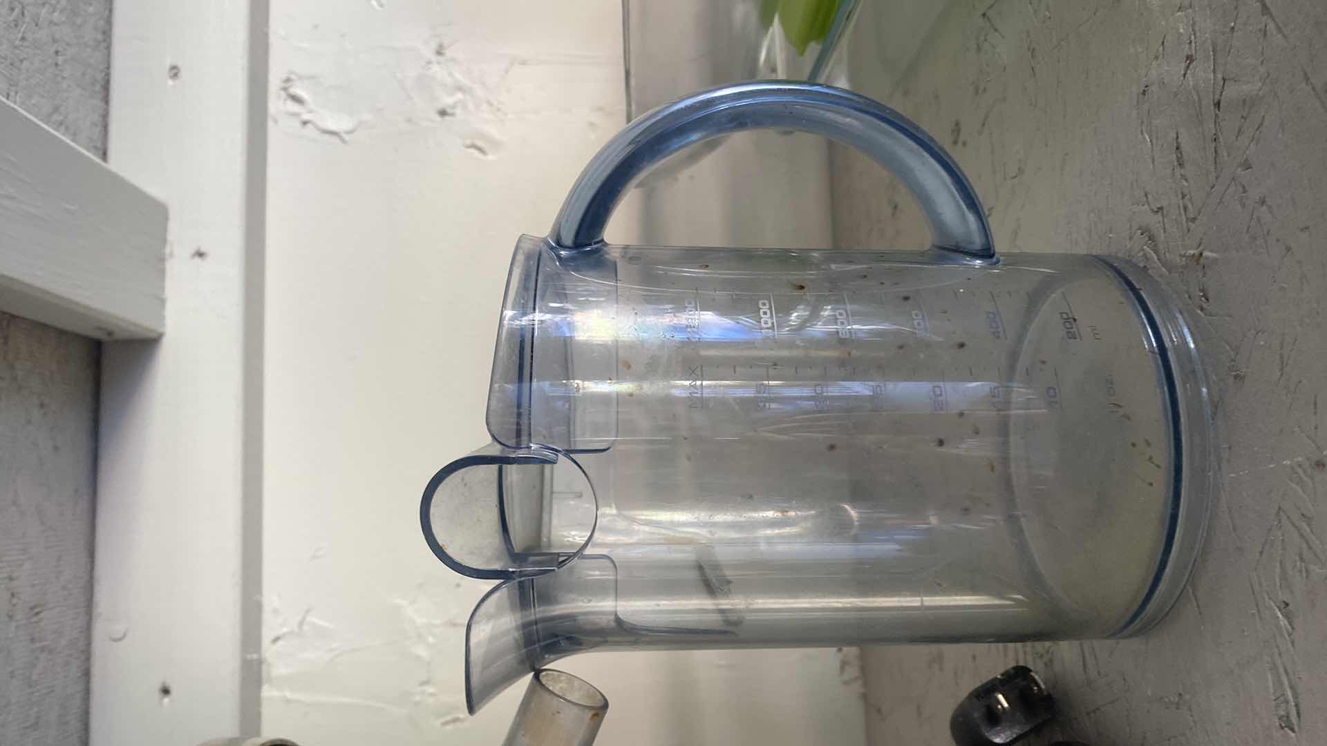 Photo 1 of SHELF IN GARAGE - BREVILLE JUICER - REQUIRES CLEANING