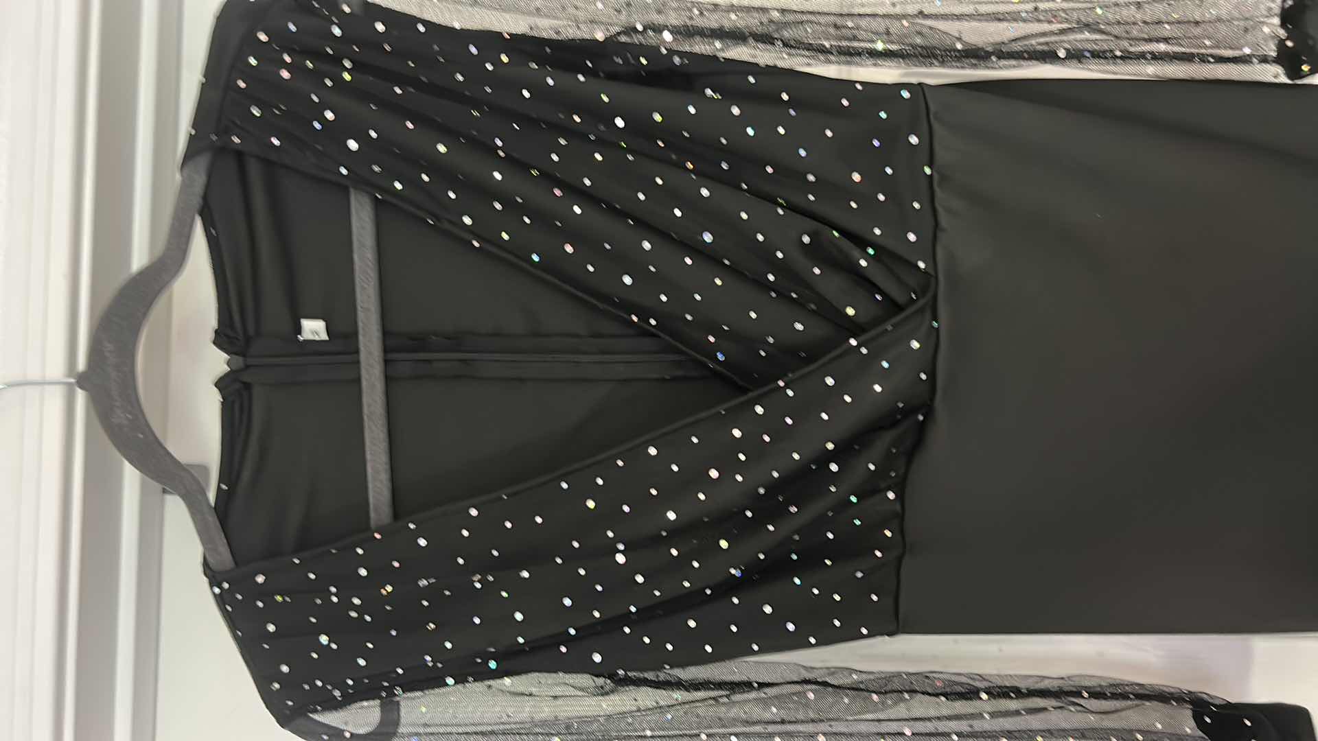 Photo 1 of NEW WOMENS LONG BLACK SLIT FRONT LONG FORMAL DRESS SIZE MED