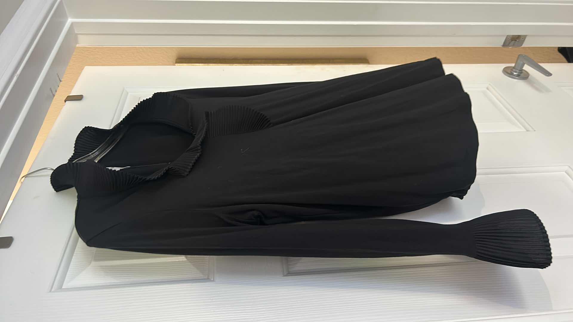 Photo 1 of WOMENS BLACK NIC-ZOE BLACK TOP SIZE MED